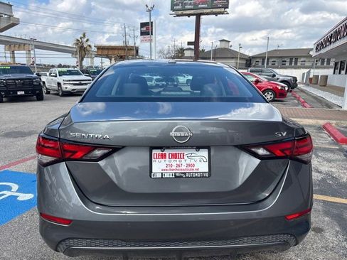 Used 2024 Nissan Sentra SV FWD image 5