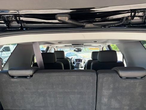 Used 2016 GMC Yukon SLT w/ Open Road Package AWD/4WD image 15