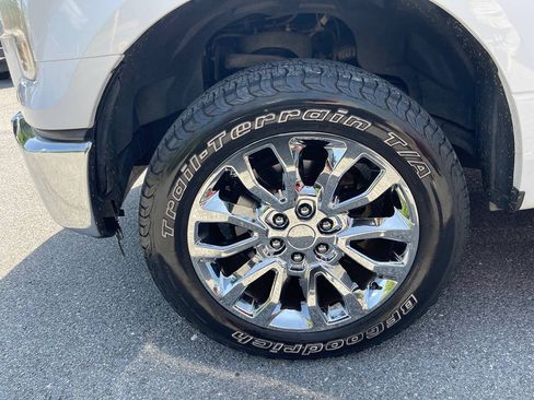 Used 2016 Ford F150 XLT w/ Equipment Group 302A Luxury AWD/4WD image 14