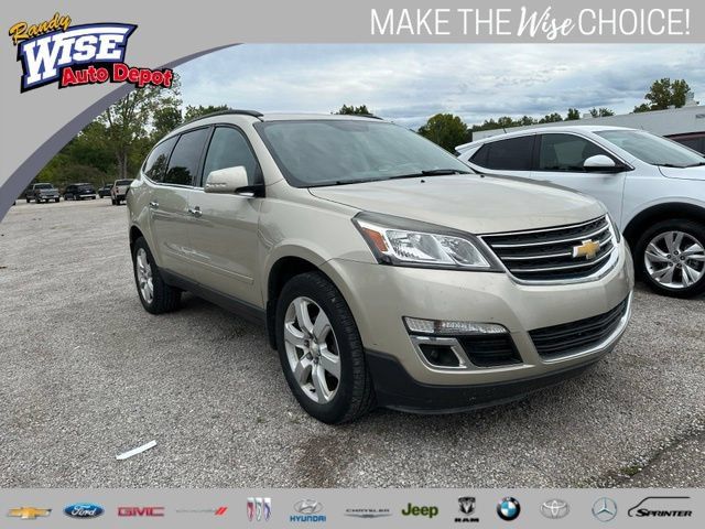 Used 2016 Chevrolet Traverse LT w/ Style and Technology Package FWD image 1