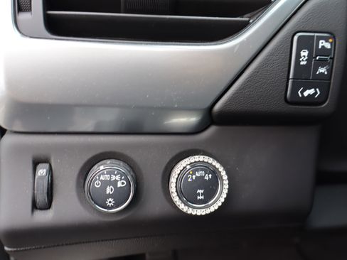 Used 2019 Chevrolet Tahoe LT image 22