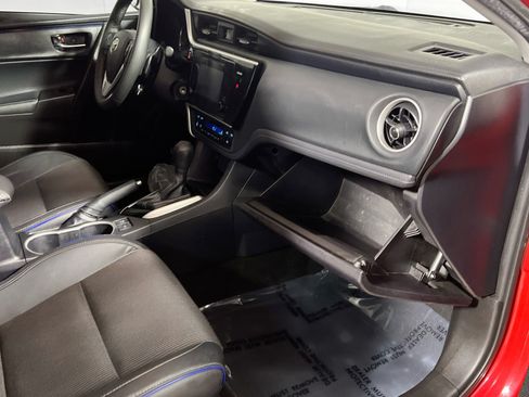 Used 2017 Toyota Corolla SE FWD image 35
