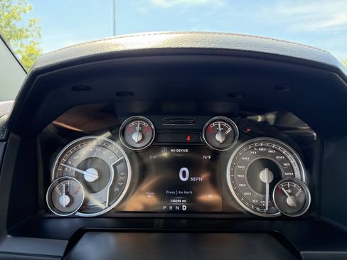 Used 2014 RAM 1500 Limited AWD/4WD image 28