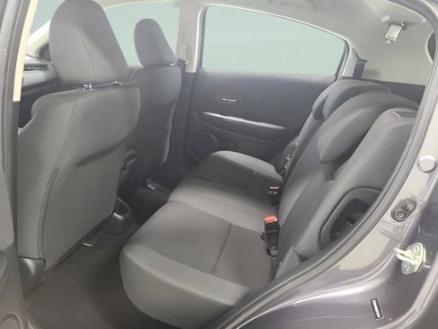 Used 2019 Honda HR-V LX image 17