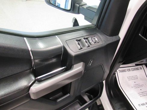 Used 2019 Ford F150 XLT w/ Equipment Group 302A Luxury AWD/4WD image 35