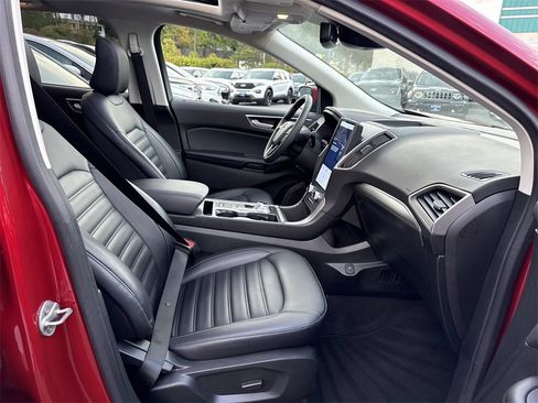 Used 2022 Ford Edge SEL w/ Convenience Package image 26