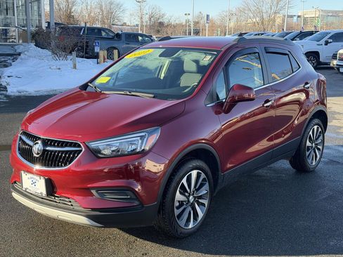 Used 2022 Buick Encore Preferred w/ Safety Package image 3