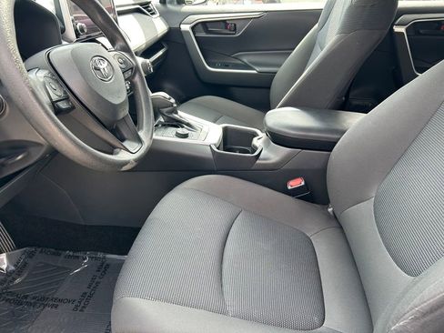 Used 2024 Toyota RAV4 LE image 11
