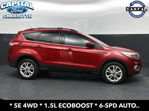 Used 2017 Ford Escape SE w/ Equipment Group 201A AWD/4WD image 26
