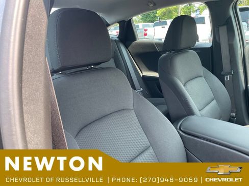Used 2025 Chevrolet Malibu RS FWD image 21