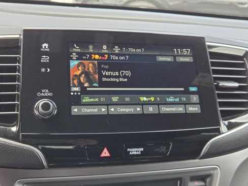 Used 2019 Honda Passport EX-L image 9