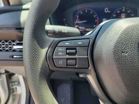 Certified 2025 Honda Accord SE image 15