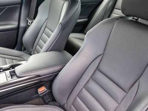 Used 2025 Lexus IS 350 F Sport RWD image 28