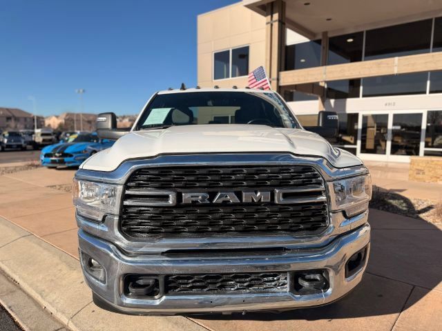 Used 2024 RAM 3500 Big Horn AWD/4WD image 2