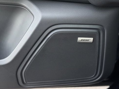 New 2026 Porsche Macan image 15