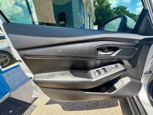 Used 2024 Honda Accord EX image 28