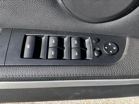 Used 2012 BMW 328i Convertible image 25