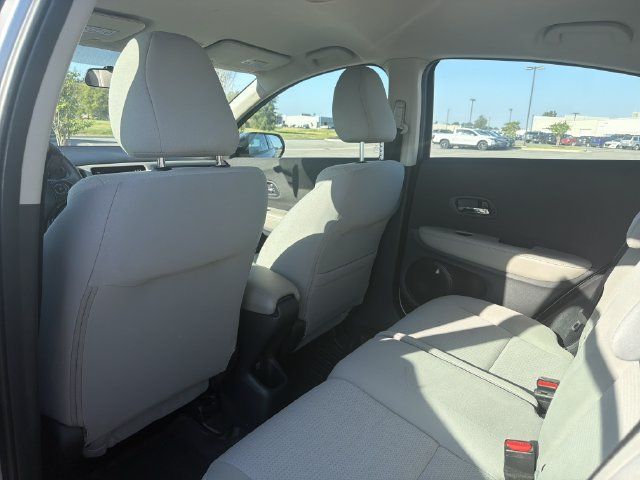 Used 2022 Honda HR-V LX image 12