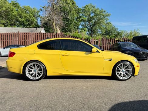 Used 2013 BMW M3 Coupe w/ Premium Pkg RWD image 5