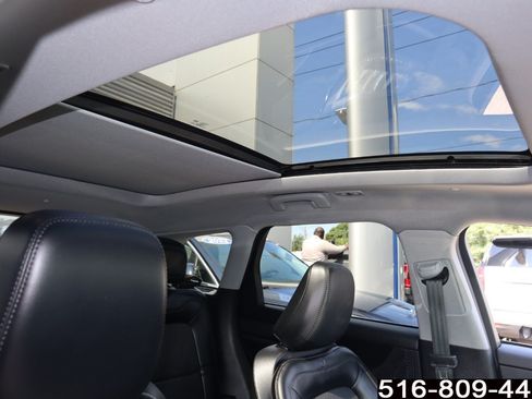 Used 2022 Lincoln Corsair AWD w/ Premium Package image 25