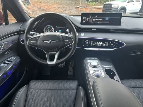 Used 2025 Genesis GV70 3.5T Sport w/ Sport Advanced Package image 26