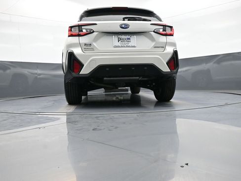 Used 2024 Subaru Crosstrek 2.0i Premium AWD/4WD image 32