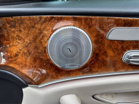 Used 2018 Mercedes-Benz E 300 image 37