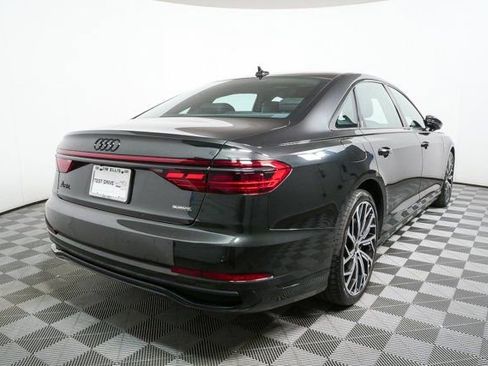 Used 2022 Audi A8 L 3.0T image 3