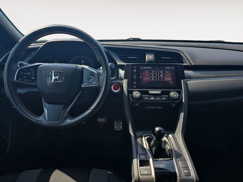 Used 2018 Honda Civic Si image 9