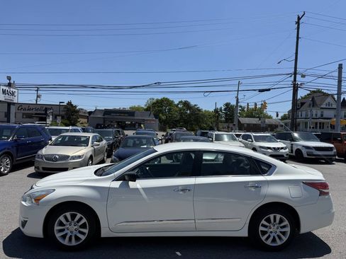 Used 2014 Nissan Altima 2.5 S FWD image 5