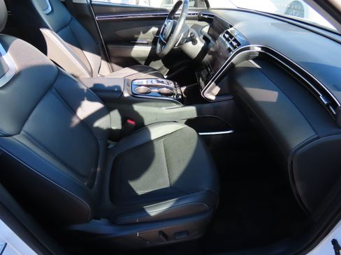Used 2023 Hyundai Tucson Limited w/ Cargo Package image 11