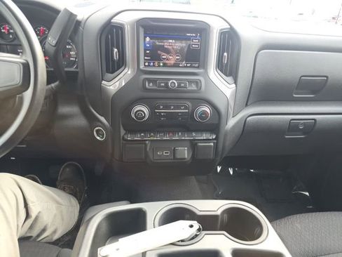 Used 2022 Chevrolet Silverado 1500 Custom Trail Boss image 19