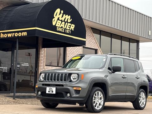 Used 2022 Jeep Renegade Latitude w/ Convenience Group image 1