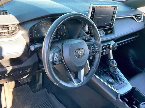 Certified 2022 Toyota RAV4 XSE image 13