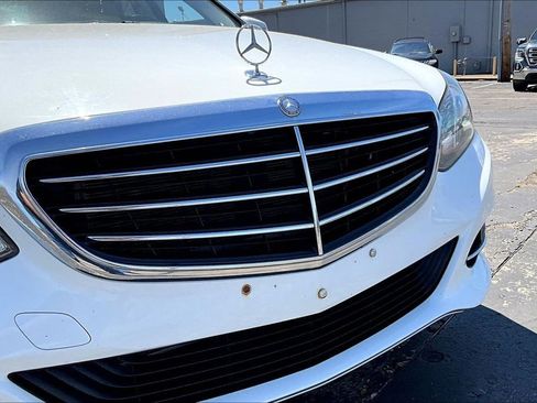 Used 2015 Mercedes-Benz E 350 4MATIC Sedan image 37