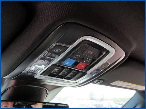 New 2026 RAM 2500 Laramie AWD/4WD image 18