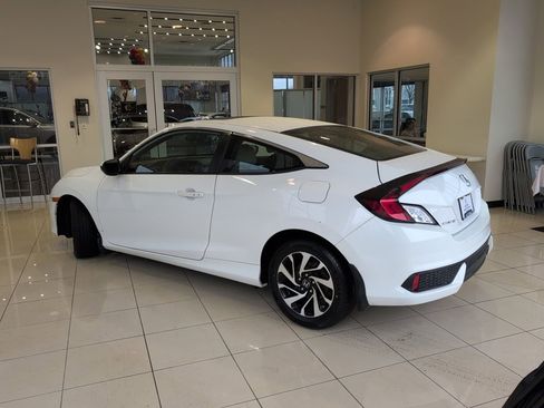 Used 2017 Honda Civic LX-P image 3