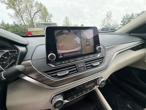 Used 2019 Nissan Altima 2.5 Platinum FWD image 22