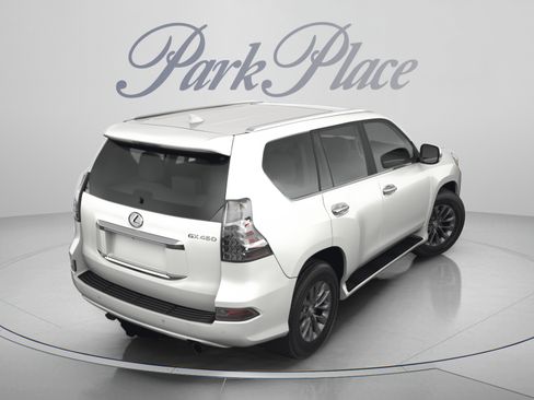 Used 2022 Lexus GX 460 Premium w/ Accessory Package AWD/4WD image 4