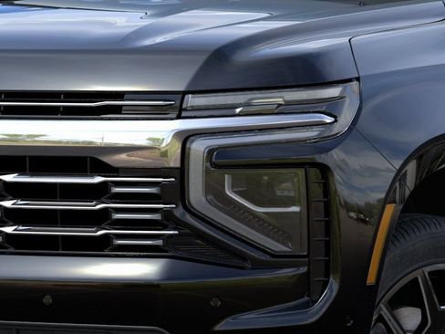 New 2026 Chevrolet Suburban Premier RWD image 13