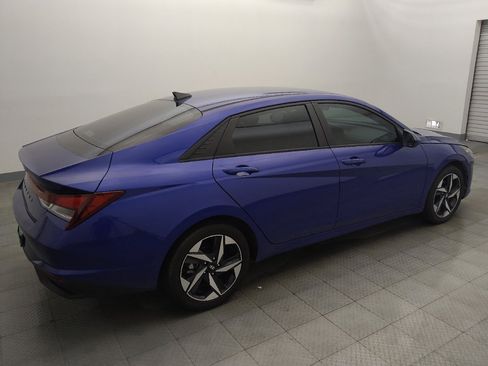 Used 2023 Hyundai Elantra SEL w/ Convenience Package FWD image 10
