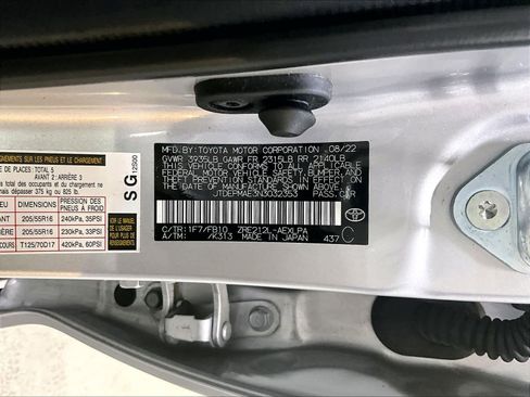 Certified 2022 Toyota Corolla LE image 6