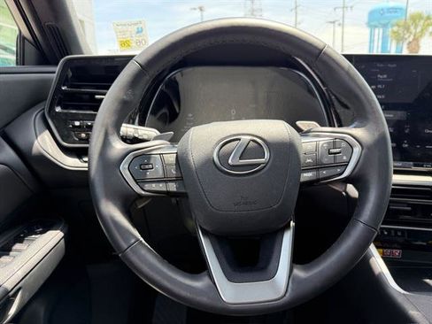 Used 2025 Lexus TX 350 AWD w/ Technology Package image 16