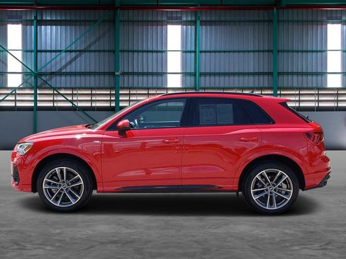 Used 2022 Audi Q3 2.0T Premium Plus AWD/4WD image 2
