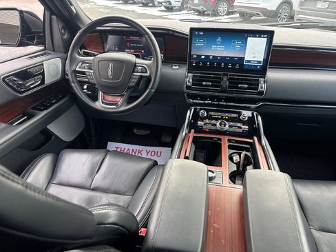 Certified 2023 Lincoln Navigator Reserve image 28