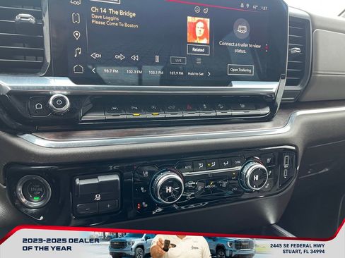 Used 2023 GMC Sierra 1500 SLT w/ SLT Premium Plus Package image 30