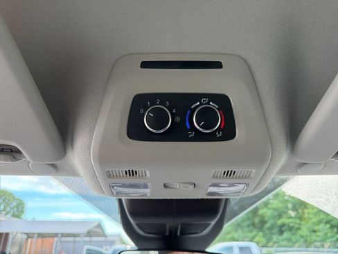Used 2022 Ford Transit 350 XLT RWD image 28