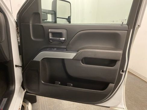 Used 2017 Chevrolet Silverado 2500 LT w/ LT Fleet Convenience Package image 22