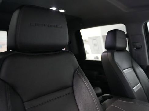 Used 2023 GMC Sierra 3500 Denali image 22