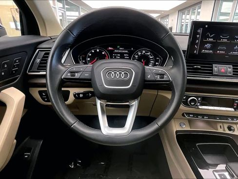 Certified 2023 Audi Q5 2.0T Premium w/ Convenience Package image 6